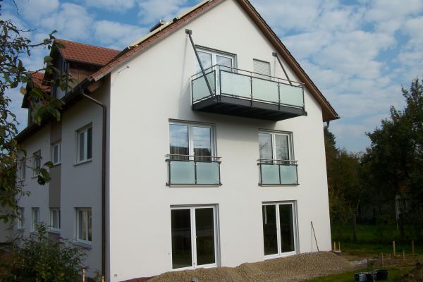 Balkon abgehaengt